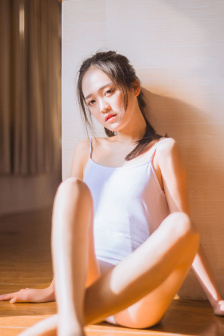 艳尸崔莹
